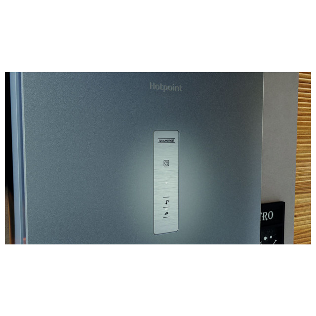 холодильник двухкамерный HOTPOINT-ARISTON HT 5201I S 196х60х64см серебристый