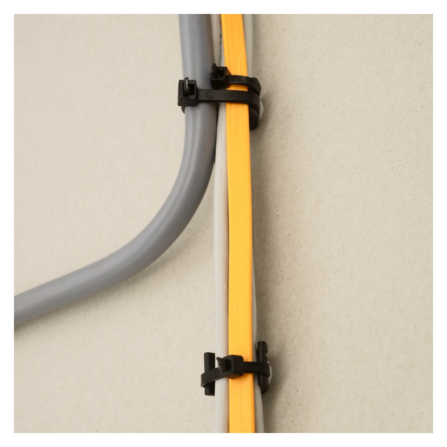 площадка для хомутов нейлоновая 14x25мм серая 100шт