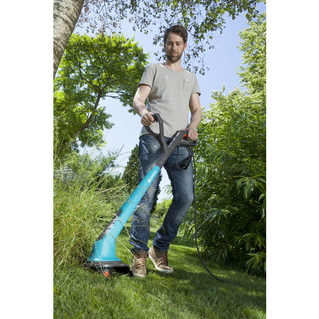 триммер электрический Gardena Small Cut Plus 350/23