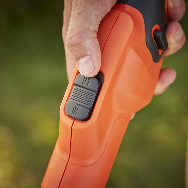 Триммер электрический Black & Decker BCSTA536B-XJ