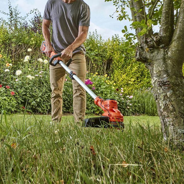 Триммер электрический Black & Decker BCSTA536B-XJ