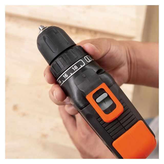 дрель-шуруповерт BLACK&DECKER BCD7122CK-RU 10,8В Li-lon 1,5Ач 2 аккумулятора